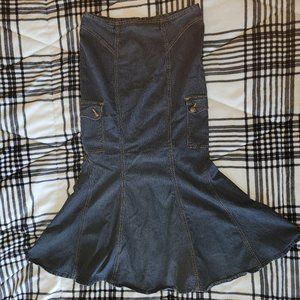 BISOU bisou woman's denim skirt with packets size 13